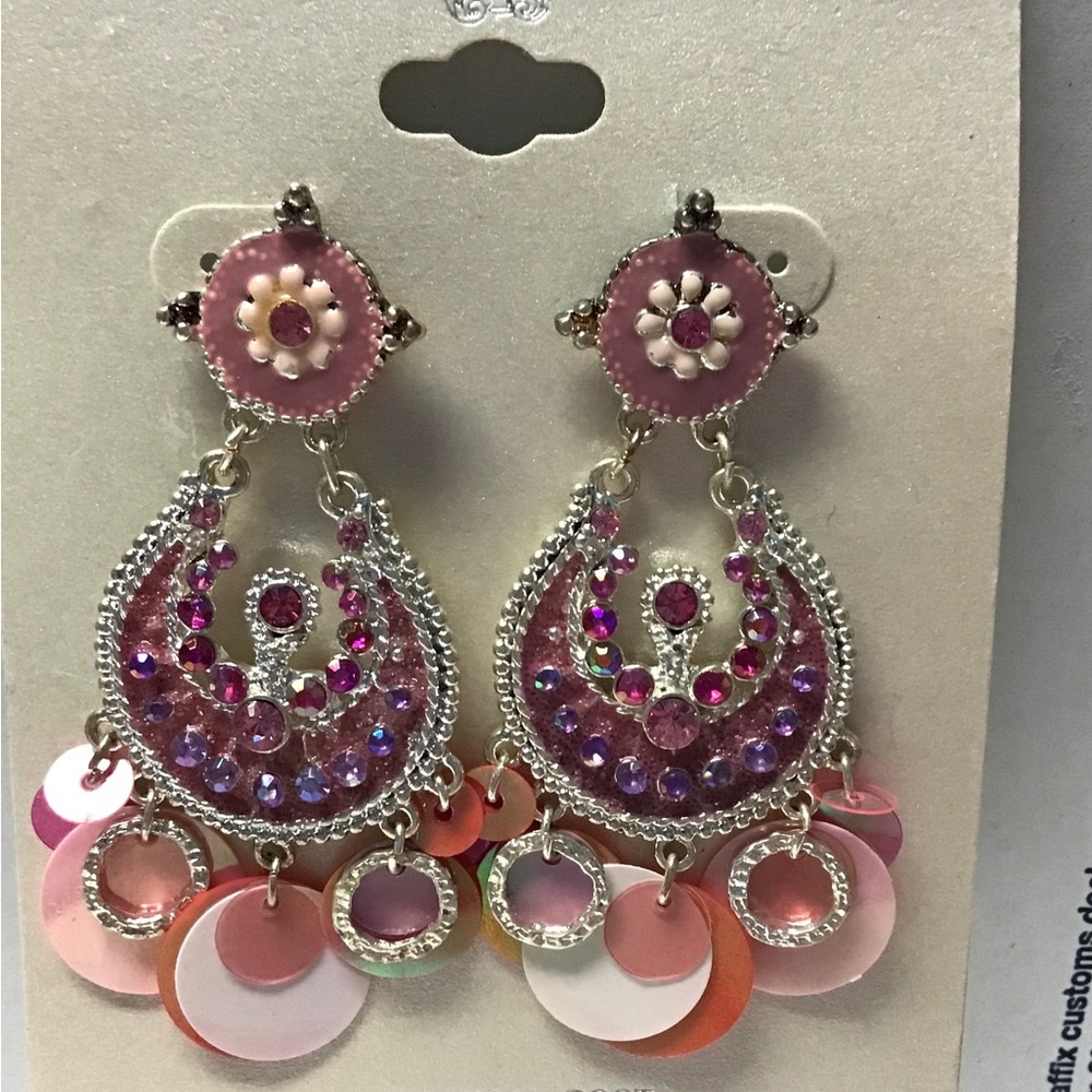 New Pink rhinestone sequin pierced earrings beautiful